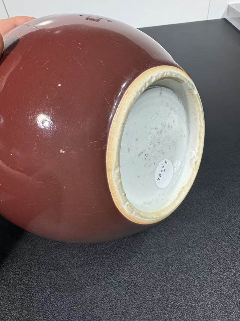 清雍正 霁红釉天球瓶 - 图8