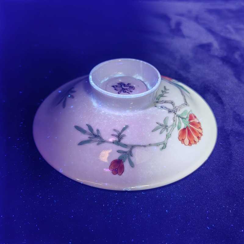 清康熙 五彩花卉纹盖碗一对 - 图25