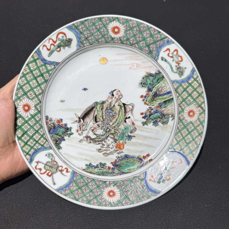 清康熙 五彩高士人物盘一对 - 图3