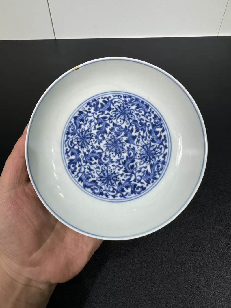 清雍正 青花缠枝莲纹盘 - 图2