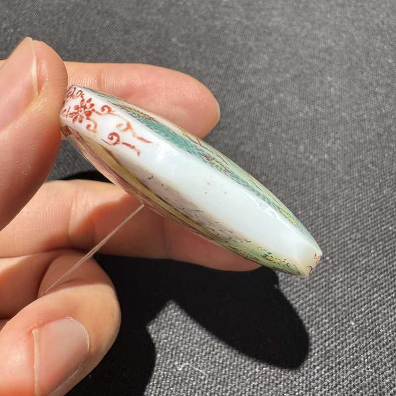 清 料胎画珐琅烟壶 - 图10