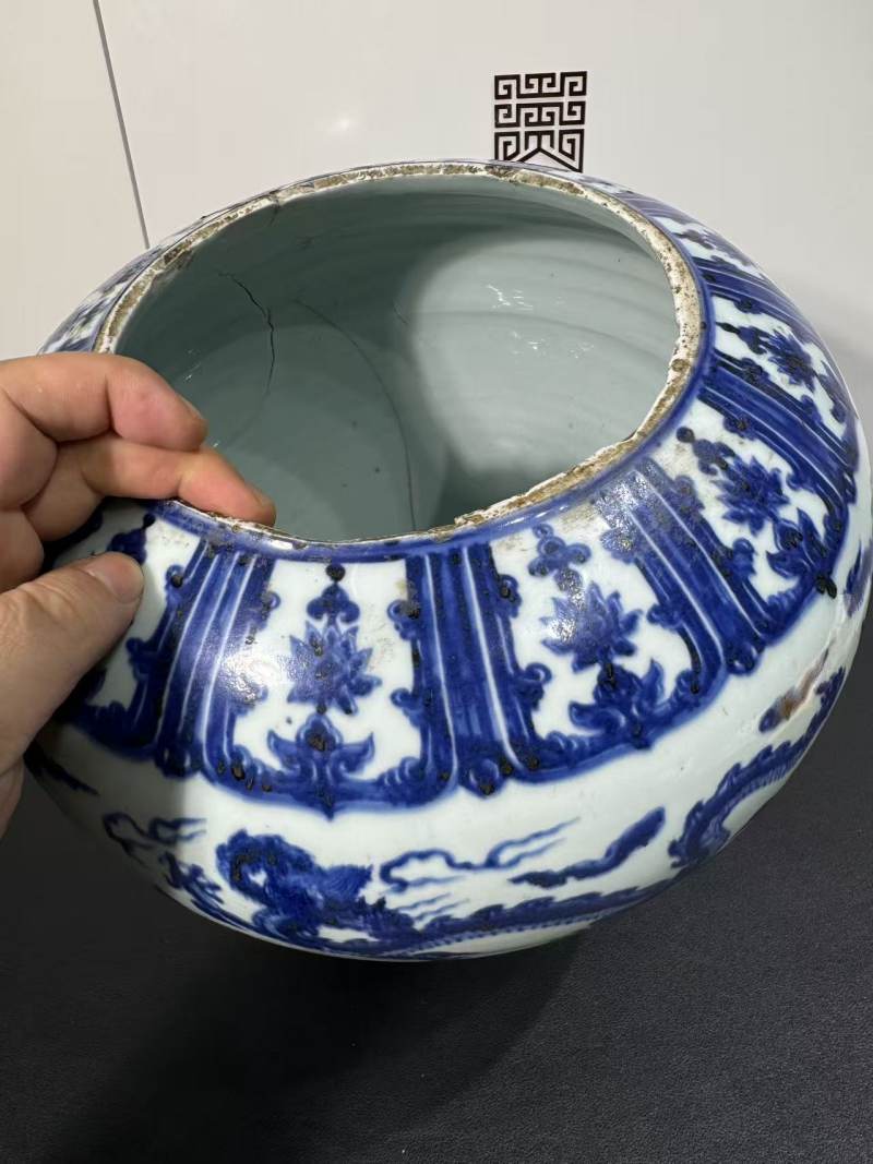明天顺 青花九龙纹大罐 - 图8