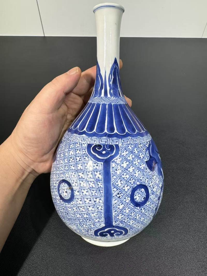 清康熙 青花饕餮纹胆瓶 - 图6