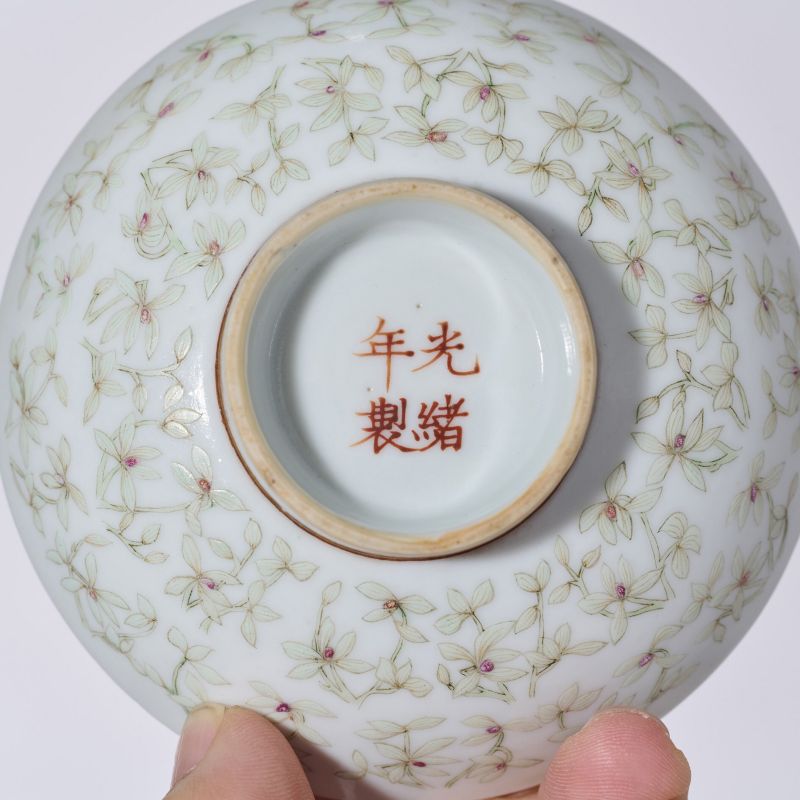 清光绪 粉彩花卉纹盖碗 - 图3