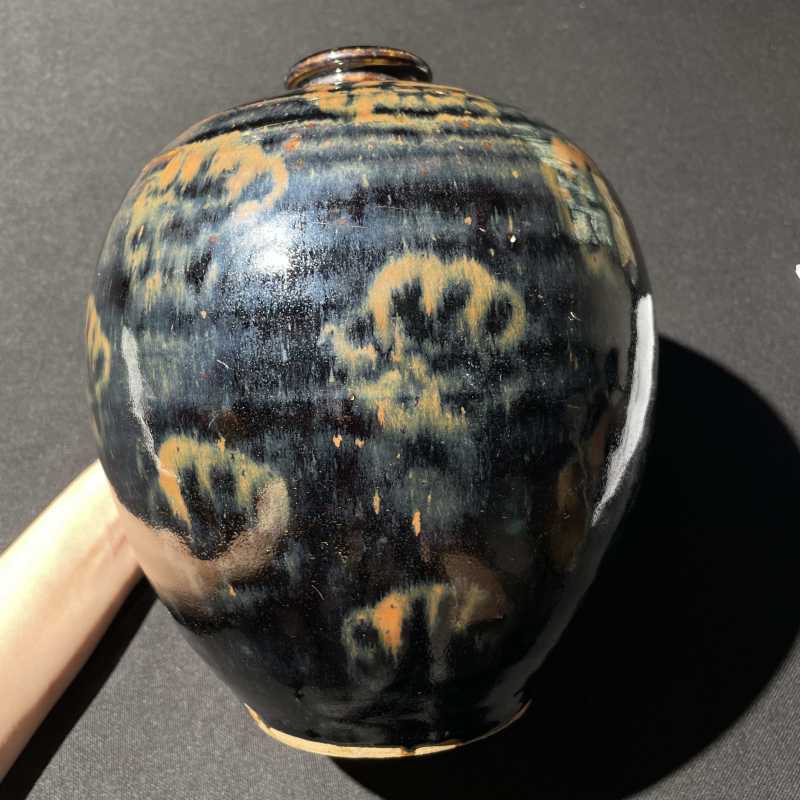 明 黑釉铁锈花鼓腹梅瓶 - 图4