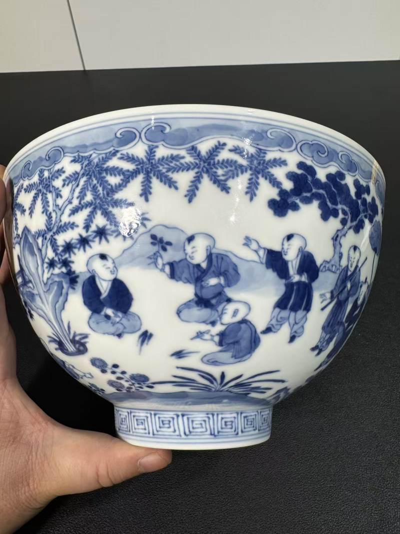 清康熙 青花庭院婴戏图大碗 - 图3