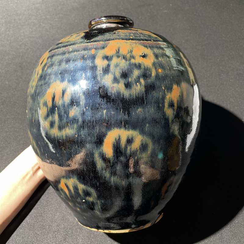 明 黑釉铁锈花鼓腹梅瓶 - 图5