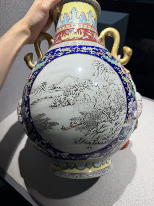 民国 仿乾隆洋彩开光雪景图吉庆有余双耳尊 - 图3