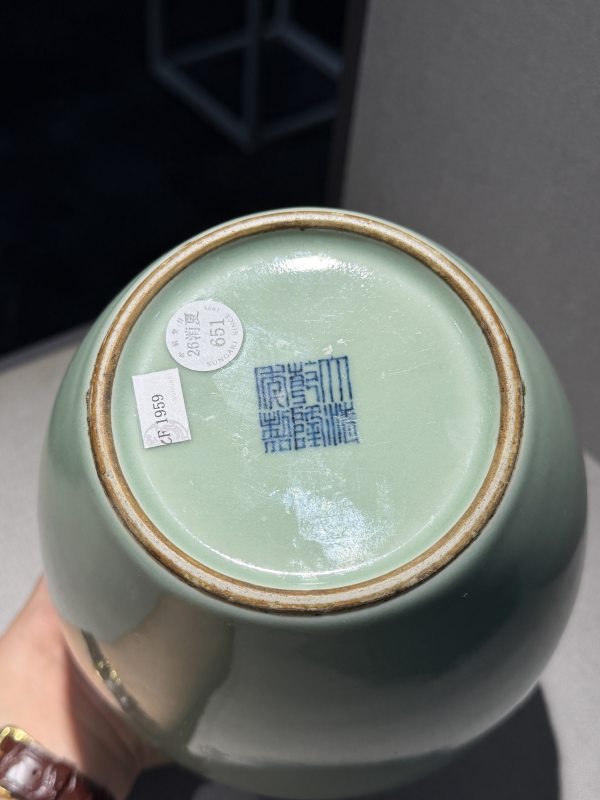 清乾隆 冬青釉月牙罐 - 图8