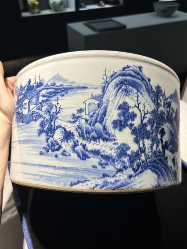 清康熙 青花山水图案缸 - 图2