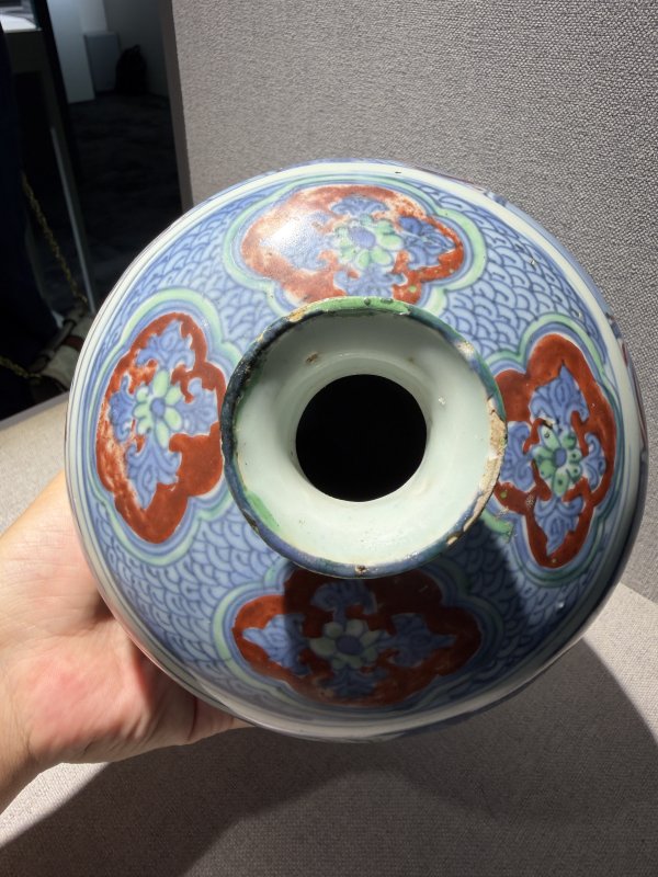 明万历 青花五彩人物故事图梅瓶 - 图7