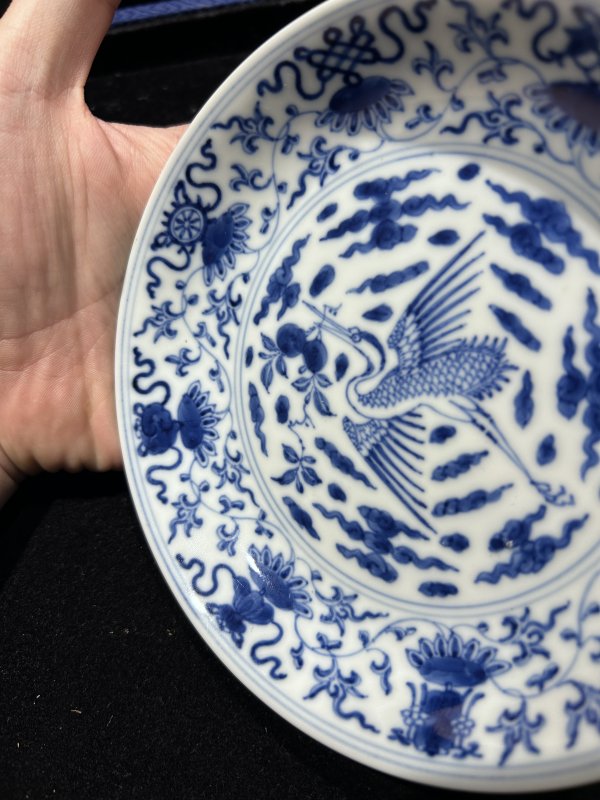 清雍正 青花云鹤八宝纹盘一对 - 图10