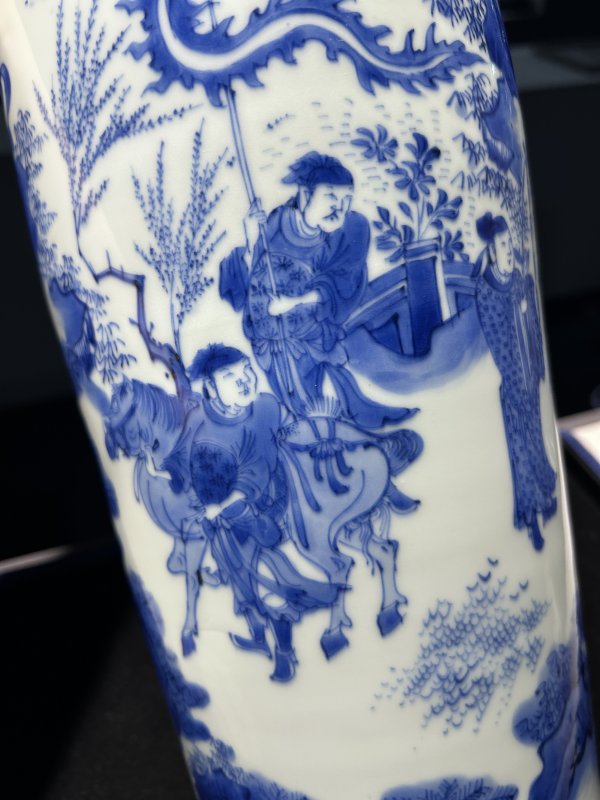 明崇祯 青花李陵别苏武图筒瓶 - 图8