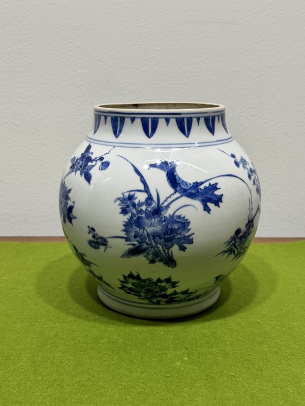 明崇祯 青花折枝花卉纹莲子罐 - 图6