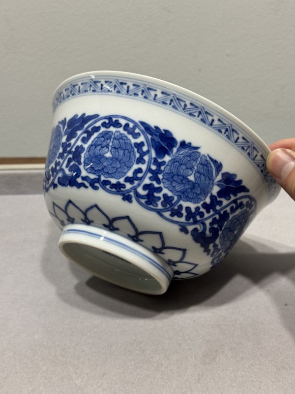 清道光 青花缠枝牡丹纹宫碗一对 - 图9