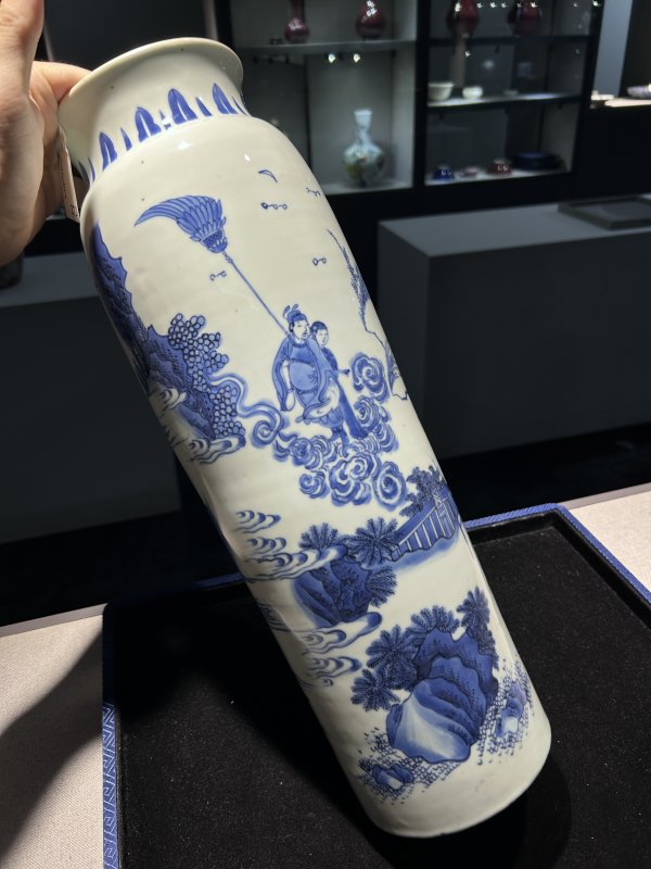 明崇祯 青花奉祀文昌帝君图筒瓶 - 图5