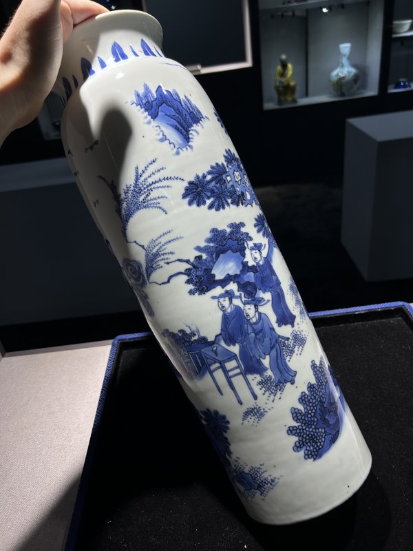 明崇祯 青花奉祀文昌帝君图筒瓶 - 图6