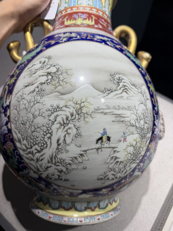 民国 仿乾隆洋彩开光雪景图吉庆有余双耳尊 - 图11