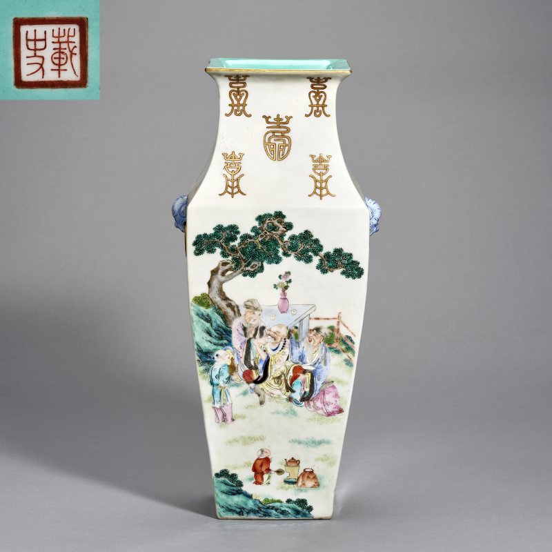 清中期 粉彩人物花卉四方兽耳瓶 - 图1