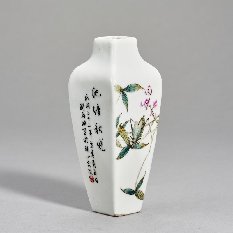 民国 刘雨岑花鸟四方瓶 - 图5