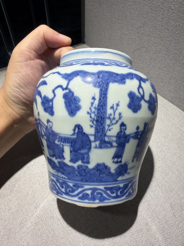 明嘉靖 青花文会图罐 - 图4