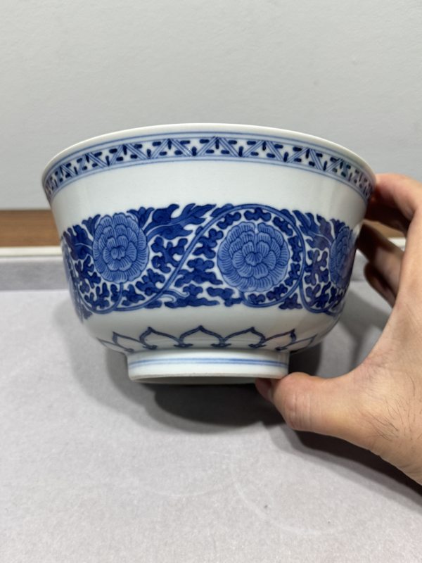 清道光 青花缠枝牡丹纹宫碗一对 - 图19