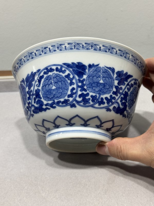 清道光 青花缠枝牡丹纹宫碗一对 - 图2