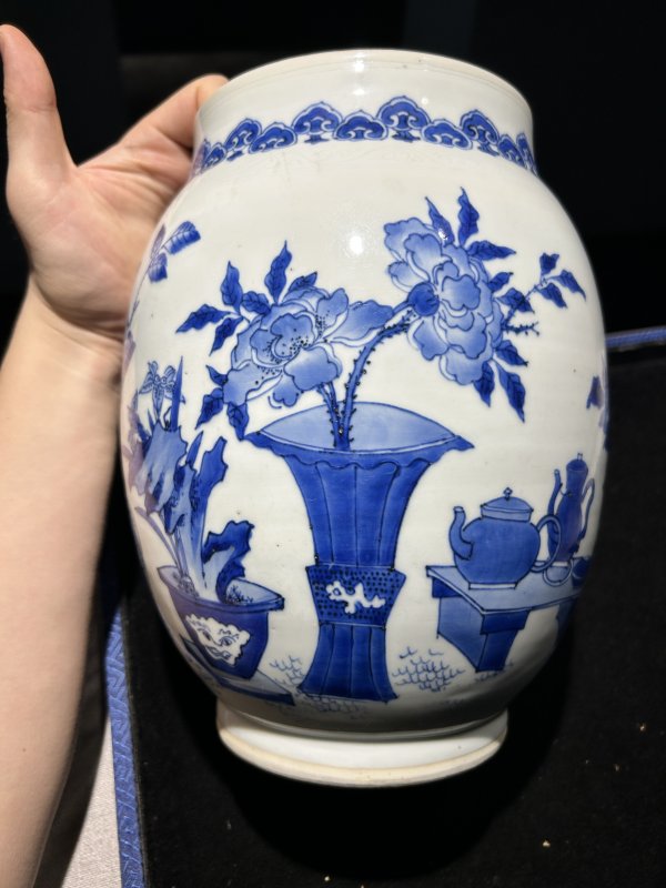 明崇祯 青花博古清供纹莲子罐 - 图3