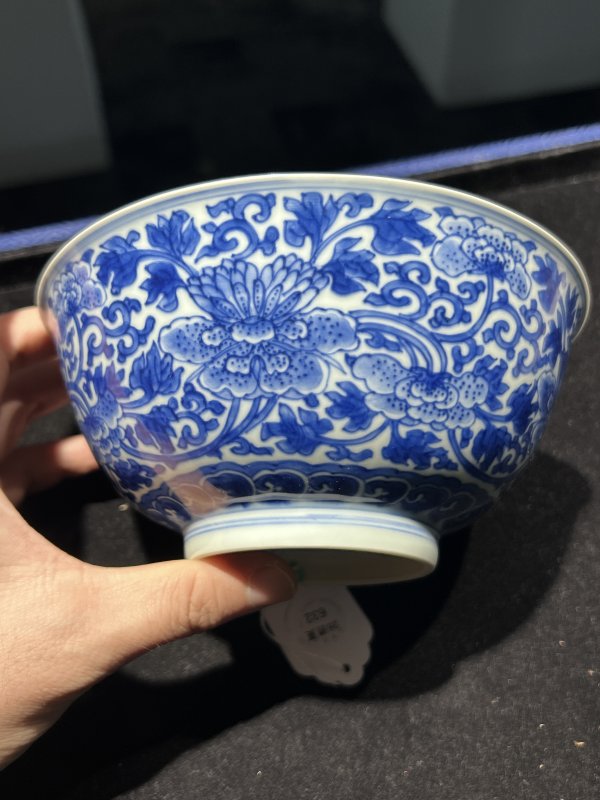 清康熙 青花缠枝莲纹碗 - 图4