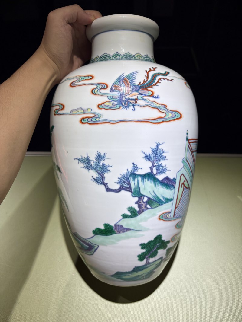 清康熙 斗彩吹箫引凤图尊 - 图8