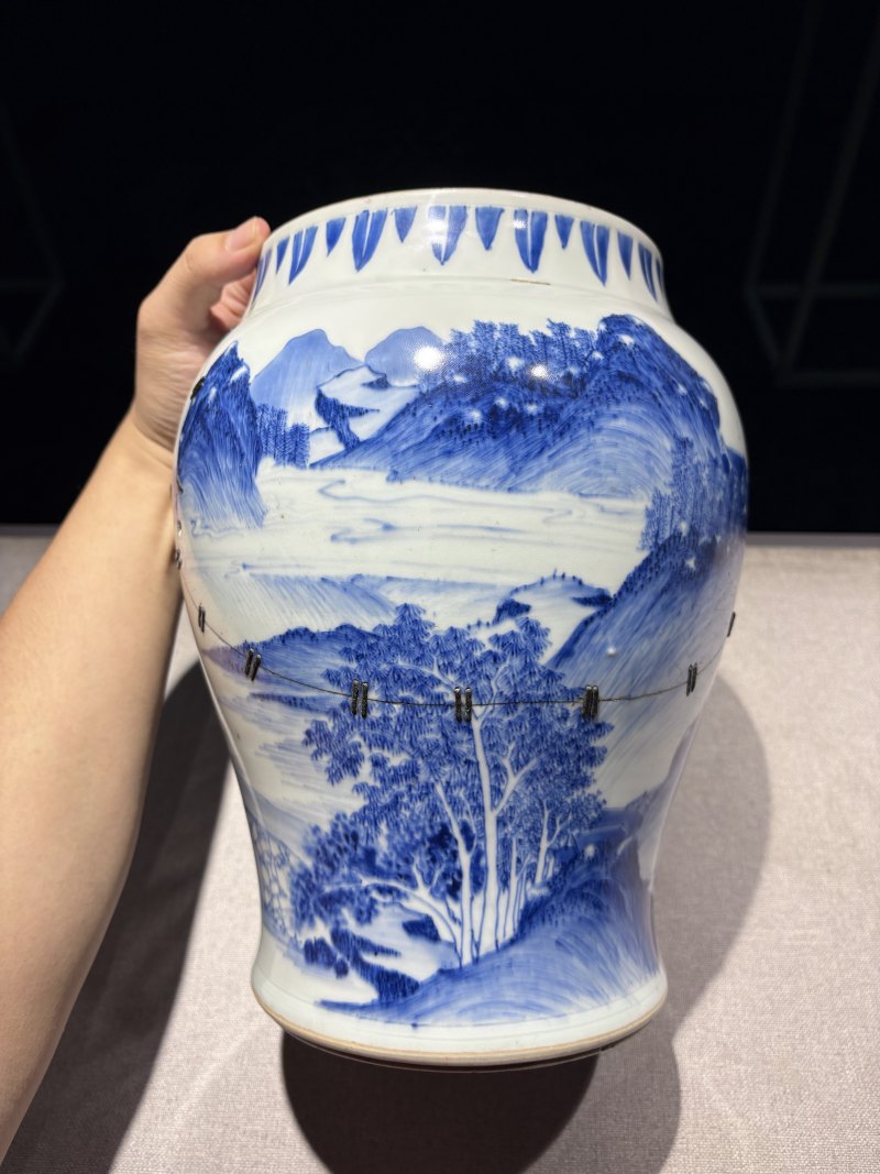 明崇祯 青花山水图莲子罐 - 图9