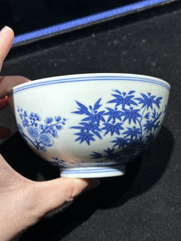 清道光 青花松竹梅岁寒三友纹碗 - 图4