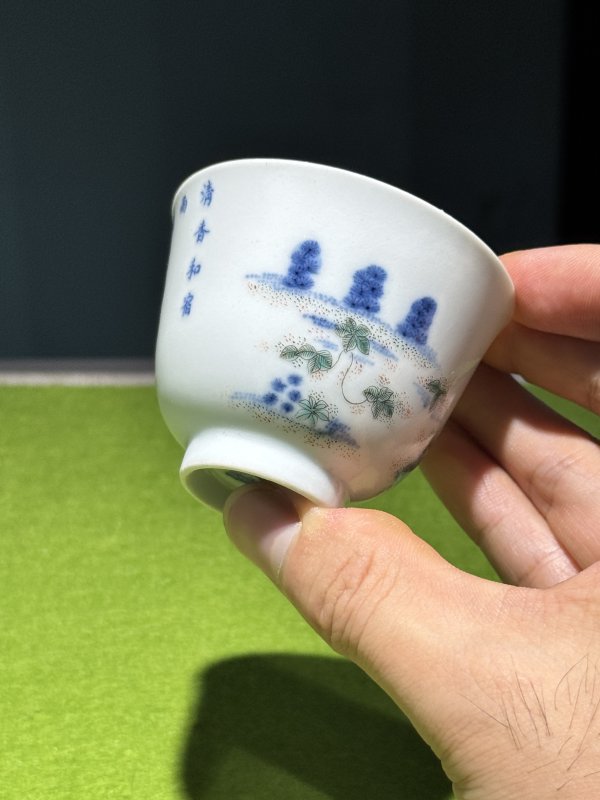 清道光 青花五彩二月杏花诗文花神杯（一对） - 图11