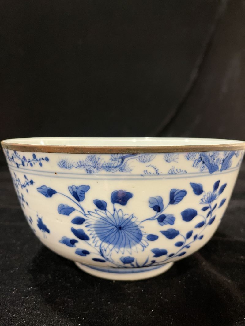 清光绪 “若深珍藏”款青花花卉纹碗 - 图2