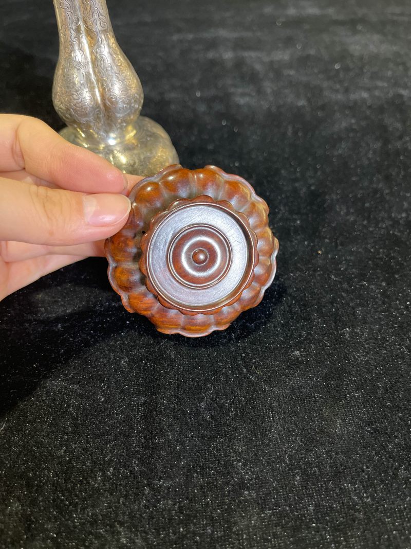 清 银制花卉纹葫芦 - 图8