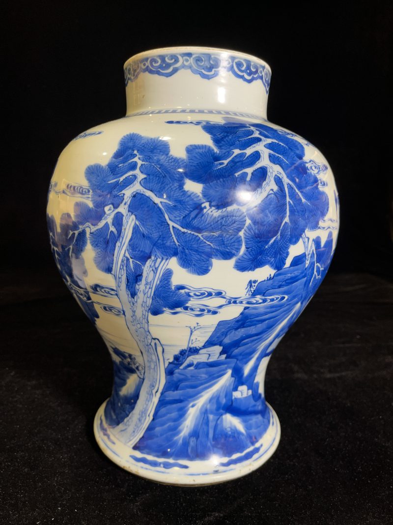 清康熙 青花六合同春图大罐 - 图2