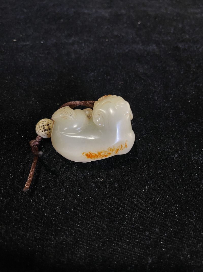 明晚期 白玉留皮瑞兽 - 图4