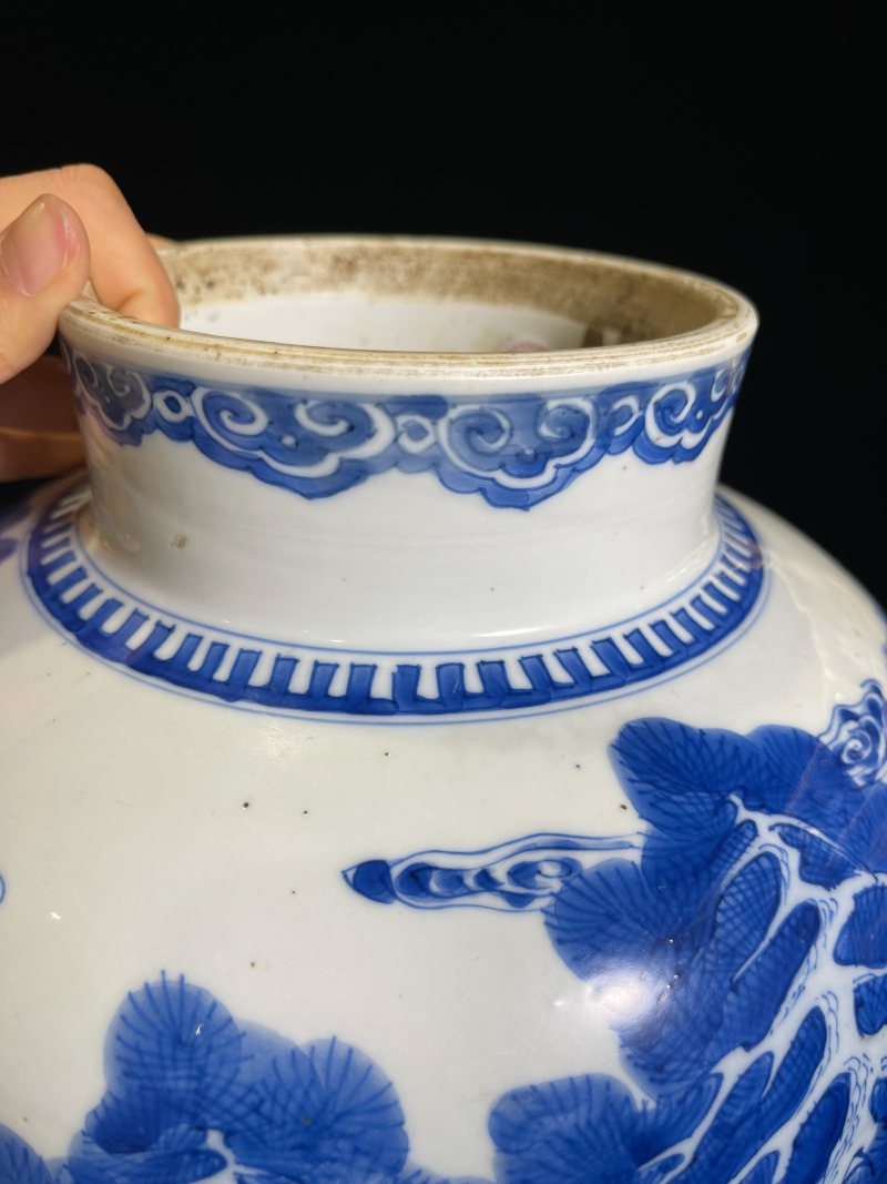 清康熙 青花六合同春图大罐 - 图3
