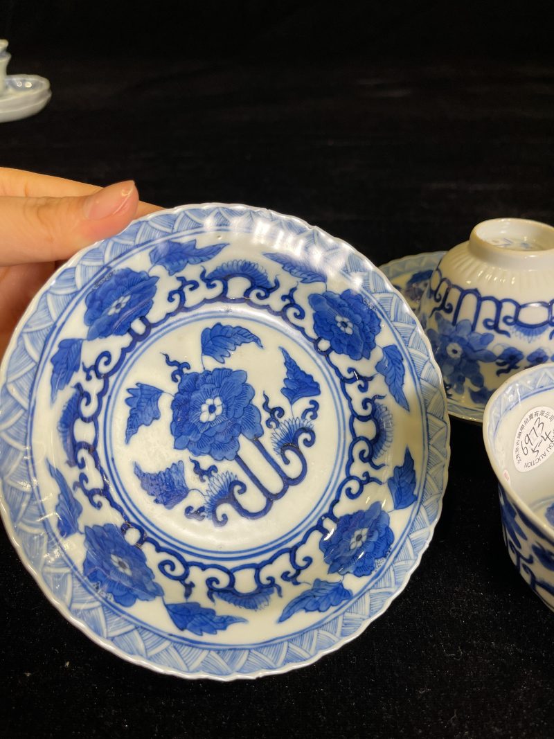 清光绪 青花壶、杯、碟一套5件 - 图7