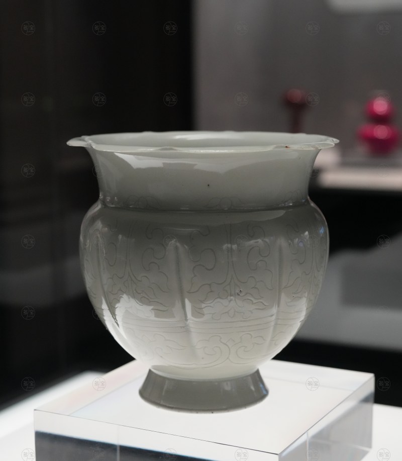 宋 景德镇窑影青釉葵口渣斗 - 图2