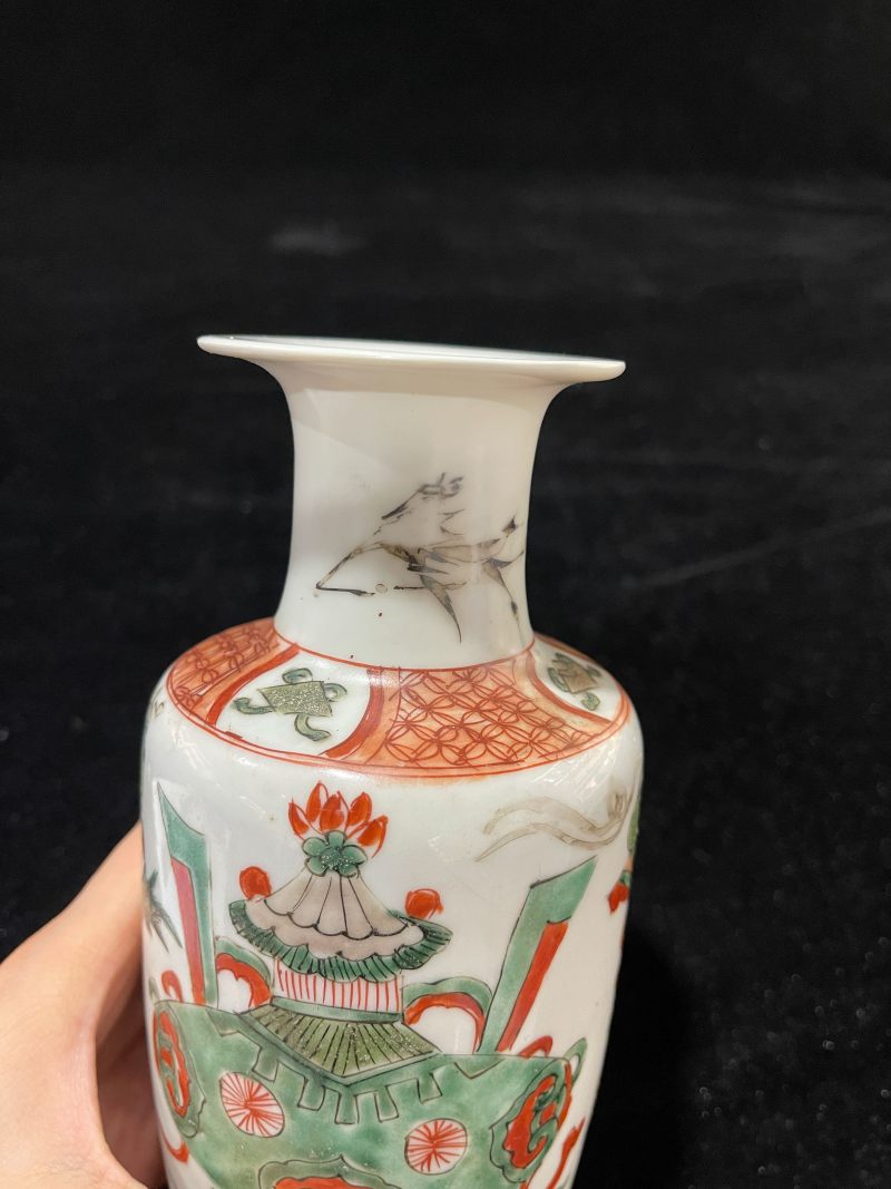 清康熙 五彩博古纹棒槌瓶 - 图4