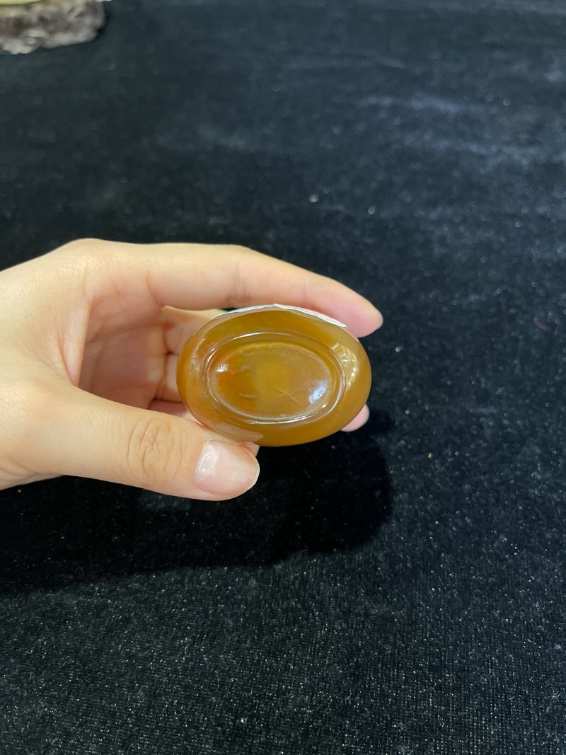 清晚期 玛瑙鼻烟壶 - 图6