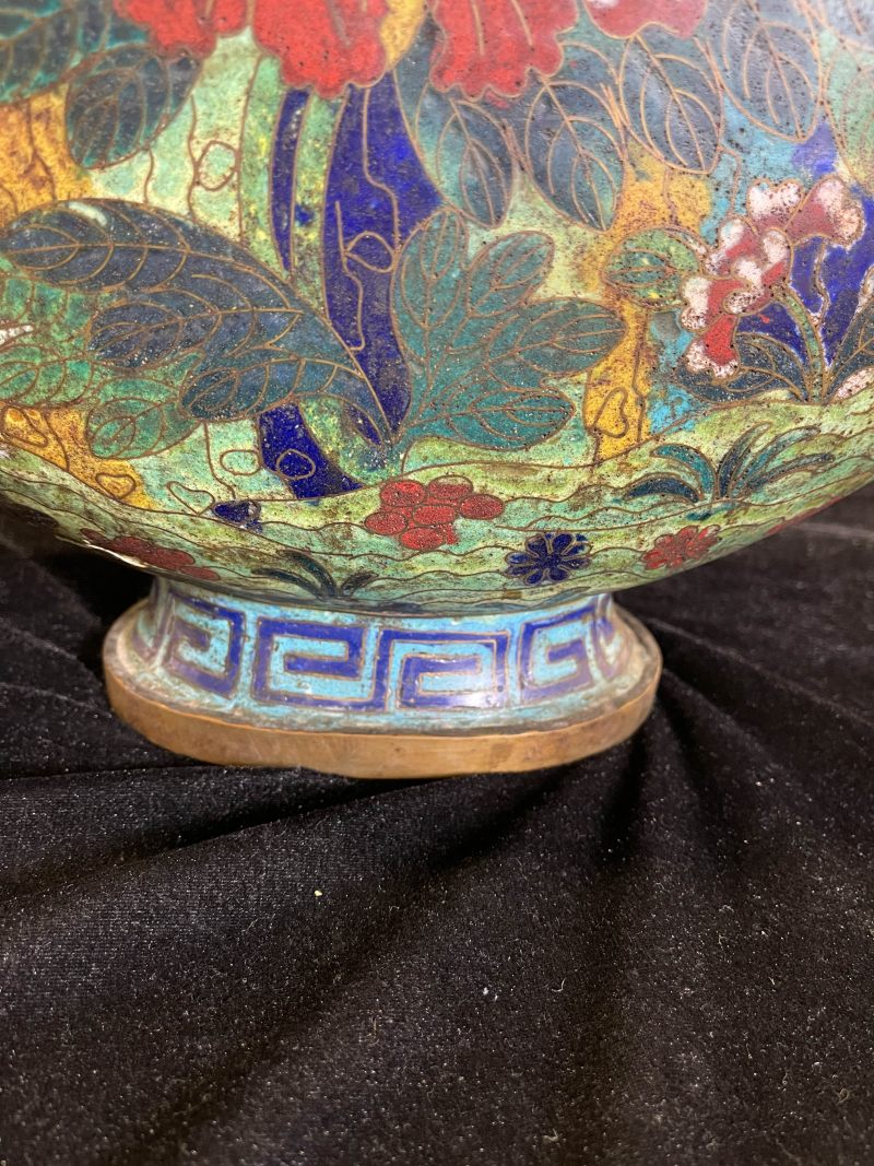 清 铜胎掐丝珐琅凤穿花牡丹双龙耳抱月瓶 - 图7