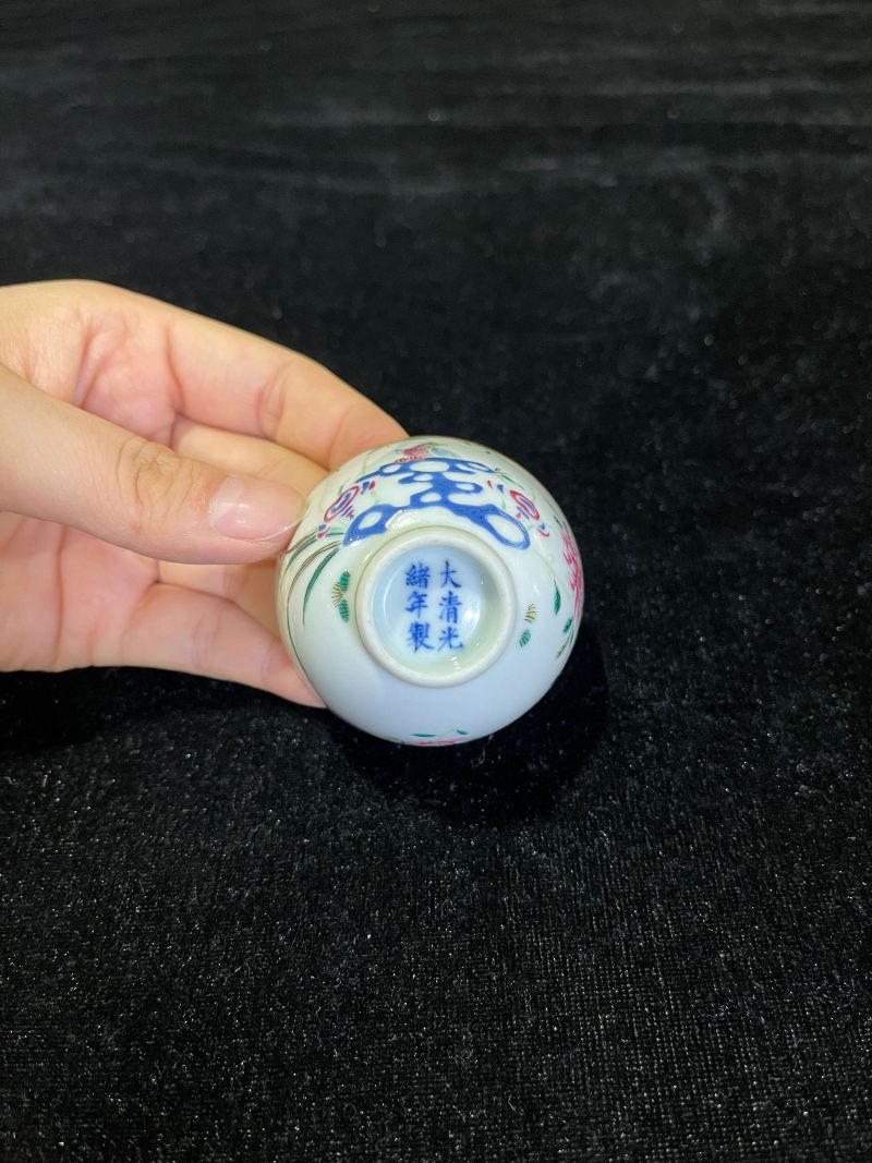清光绪 粉彩洞石花鸟纹杯 - 图5