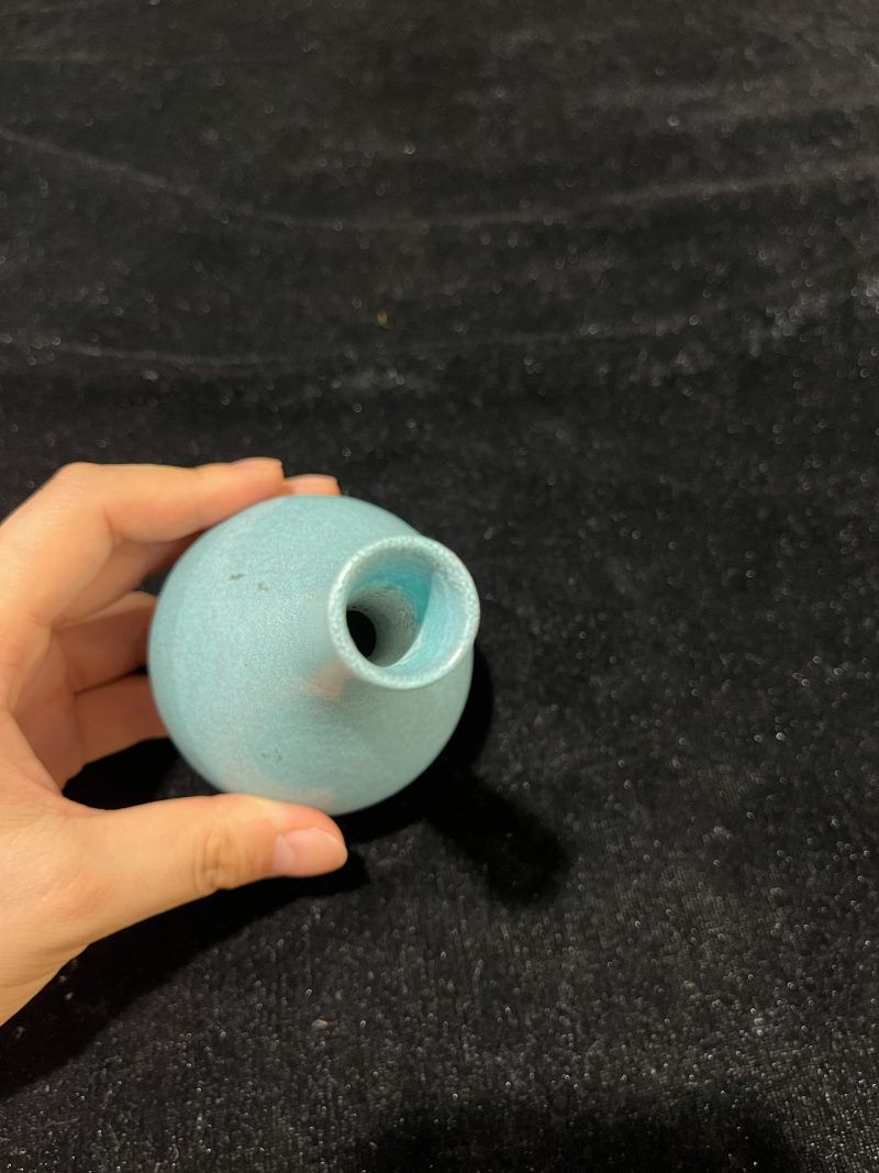 清 炉钧釉小荸荠瓶 - 图4