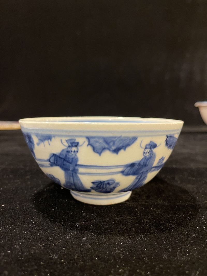 明中期 青花加冠进爵纹碗 - 图2
