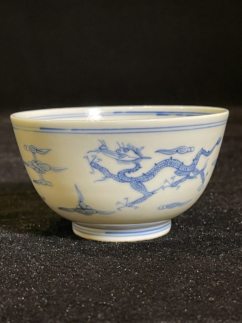 清康熙 青花淡描金云龙纹碗 - 图2