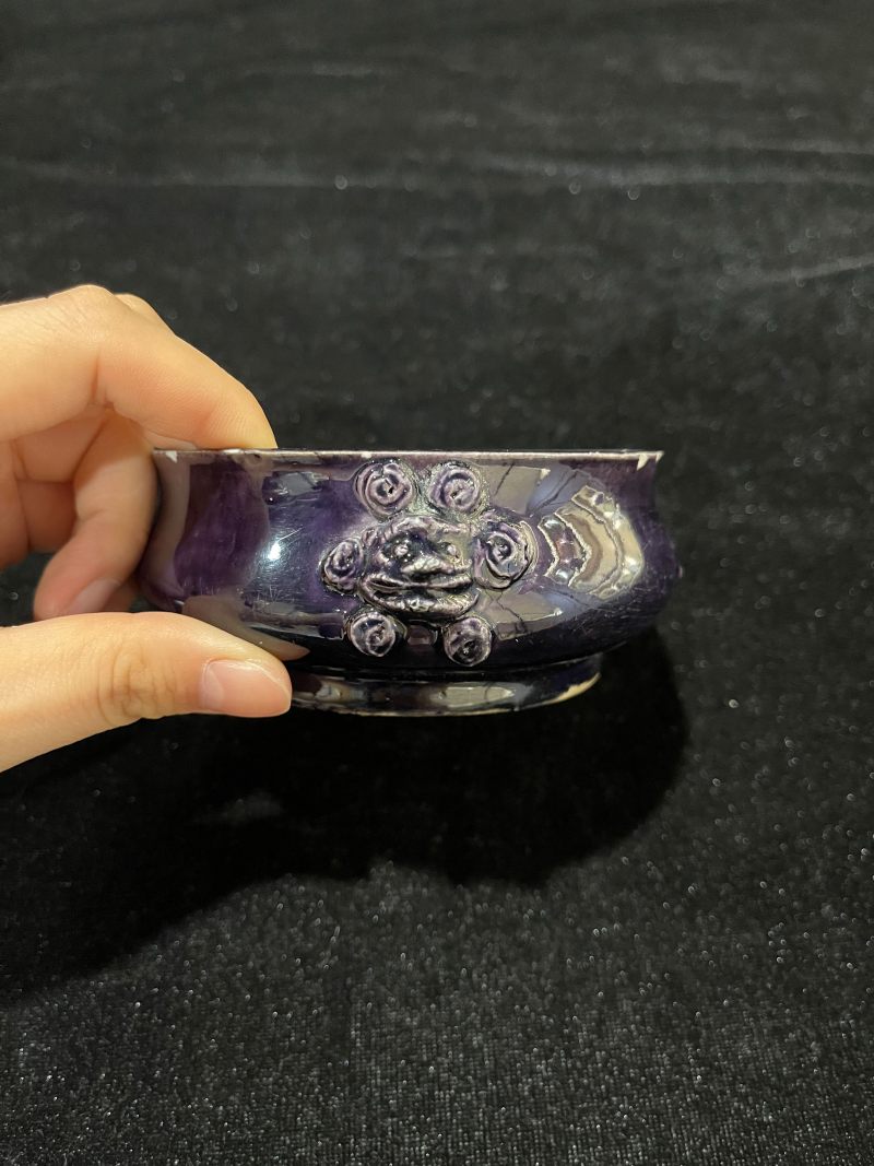 清康熙 茄皮紫釉兽耳炉 - 图4