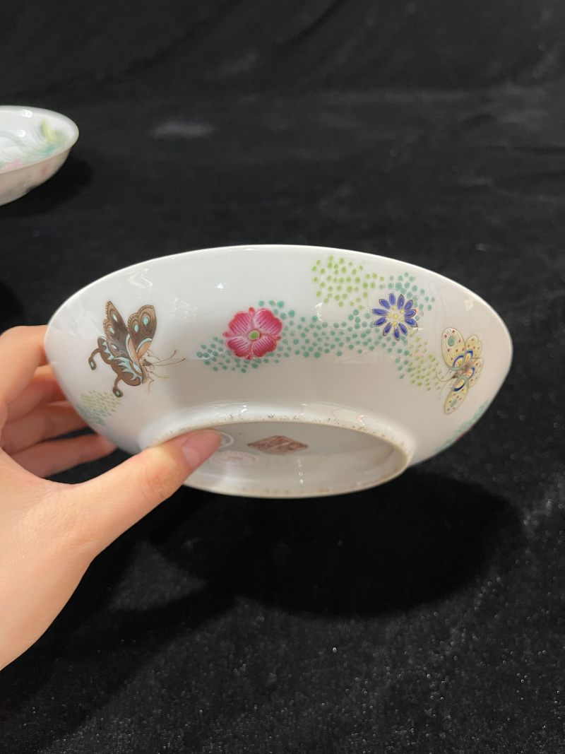 清道光 粉彩花蝶纹盘 - 图4