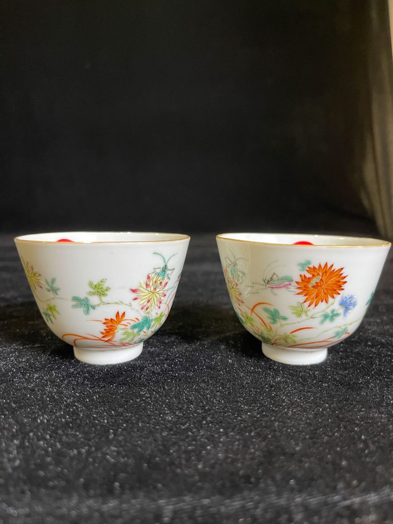 清光绪 粉彩飞黄腾达纹杯一对 - 图2